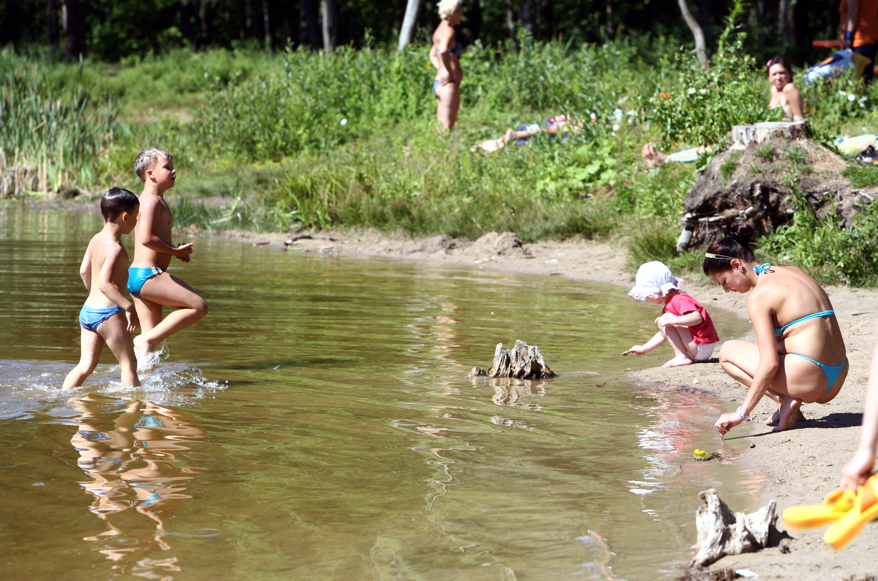 Время купаться! Вода не ниже +19, в Бабелитес +25