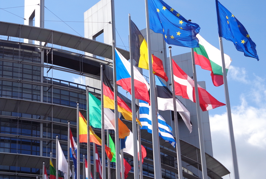 "Eurostat": рост ВВП Латвии в четвертом квартале был ниже, чем в среднем по ЕС