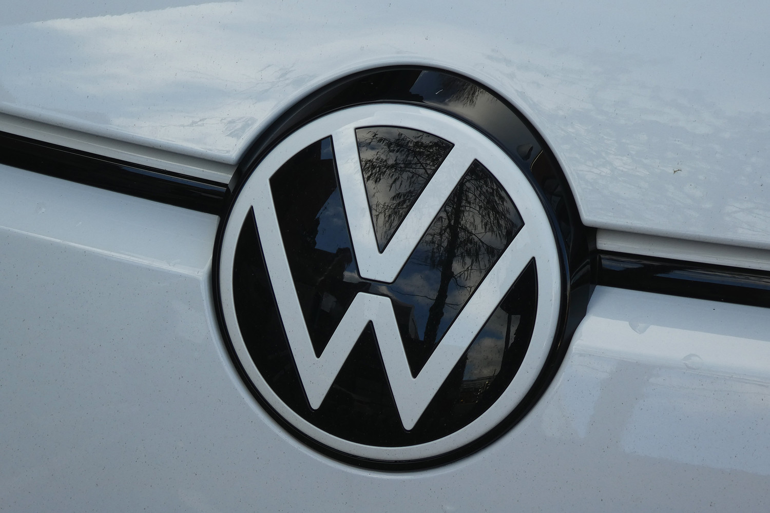 В Курземе женщина погибла под колесами Volkswagen