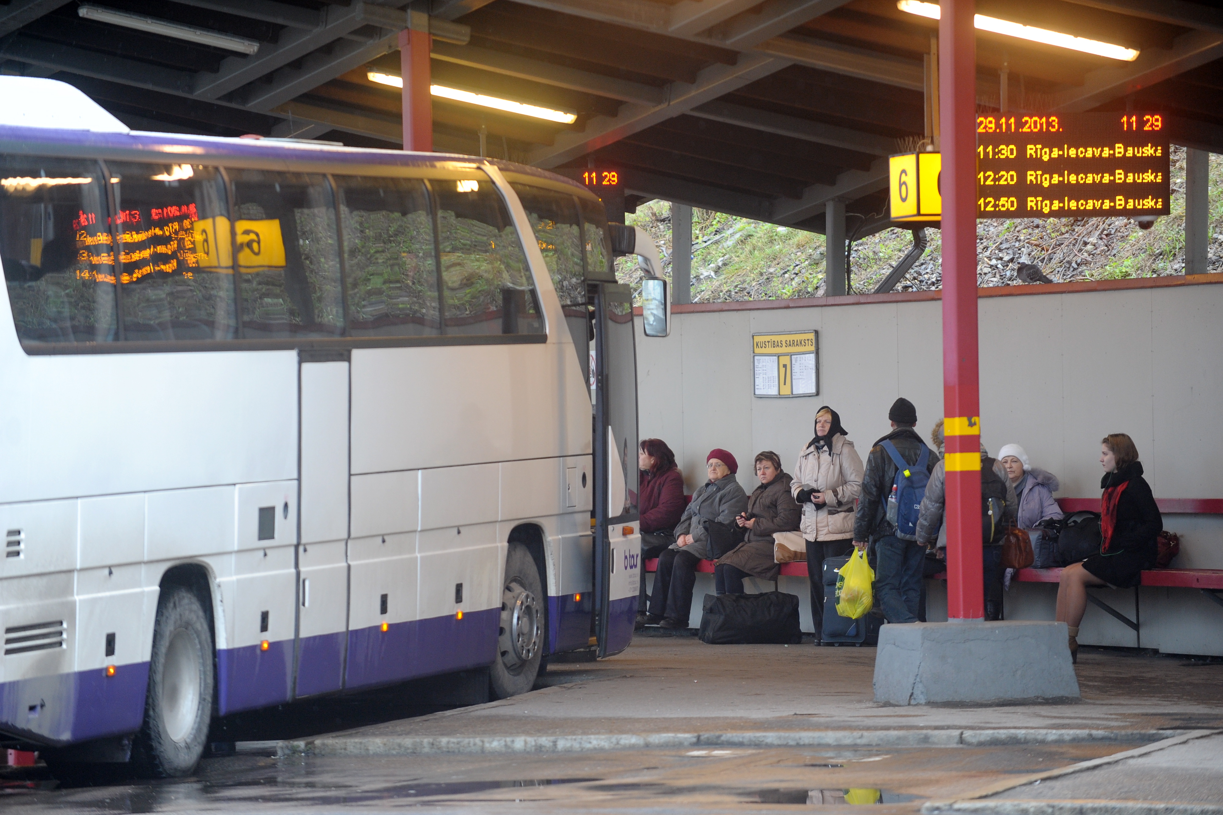 "Galss Buss" autobusi no nākamās nedēļas kursēs svētdienas grafikā