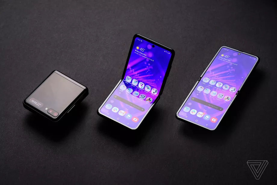 Samsung готовит недорогой смартфон с гибким экраном