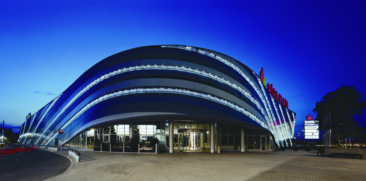 Т/ц Riga Plaza поменял управляющую компанию
