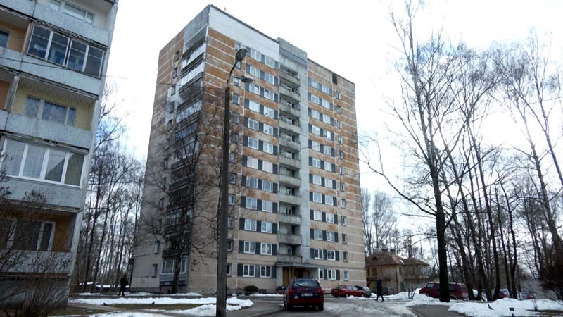 В многоэтажке несколько дней не было воды: сантехник не пошел к больному Covid-19