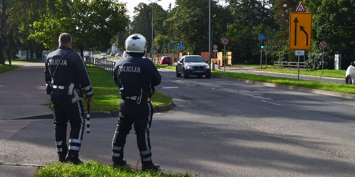 За сутки полиция выявила почти 200 нарушений скорости