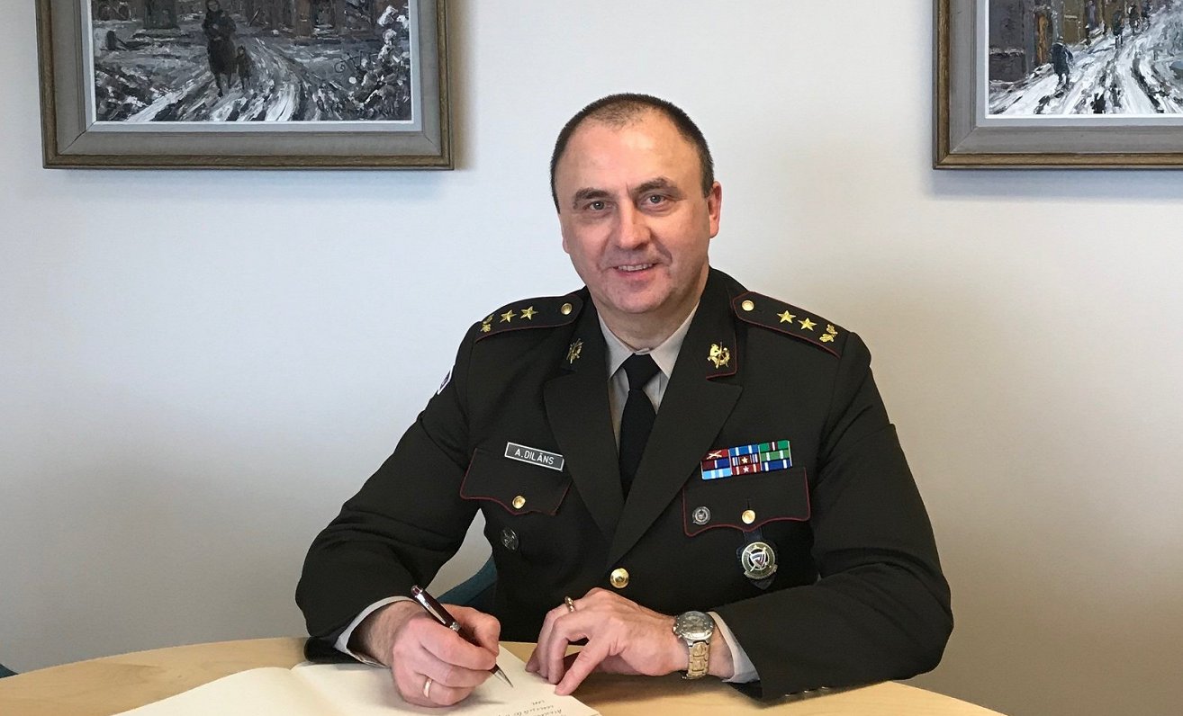 Произведена замена на второй по рангу должности в НВС