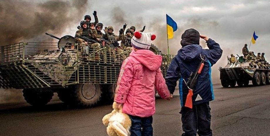 Пусть интегрируются! Украинским детям новых школ в Латвии не дадут Пусть интегрируются! Украинским детям новых школ в Латвии не дадут