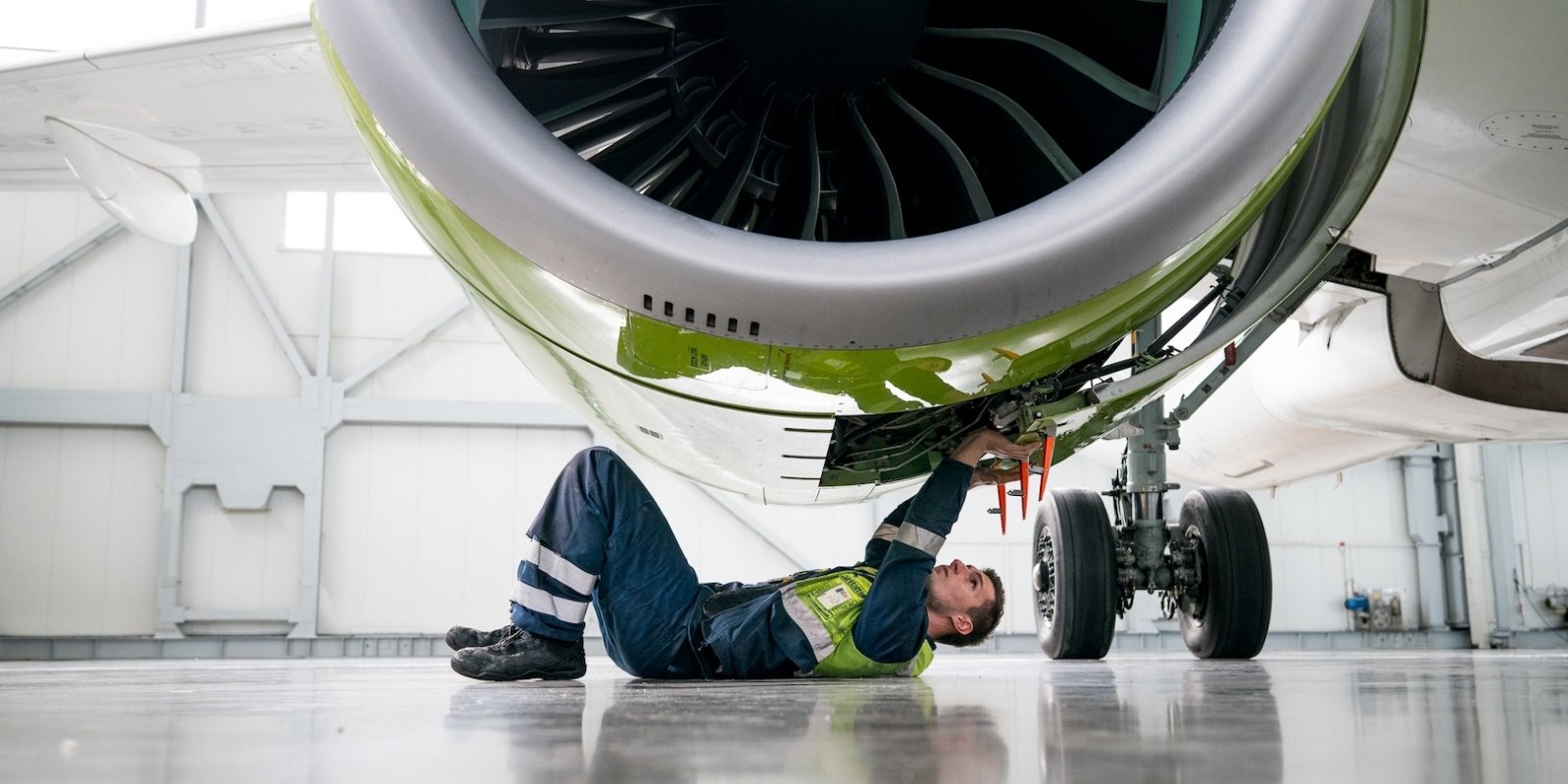 airBaltic временно уволила девять сотрудников без ковид-сертификатов