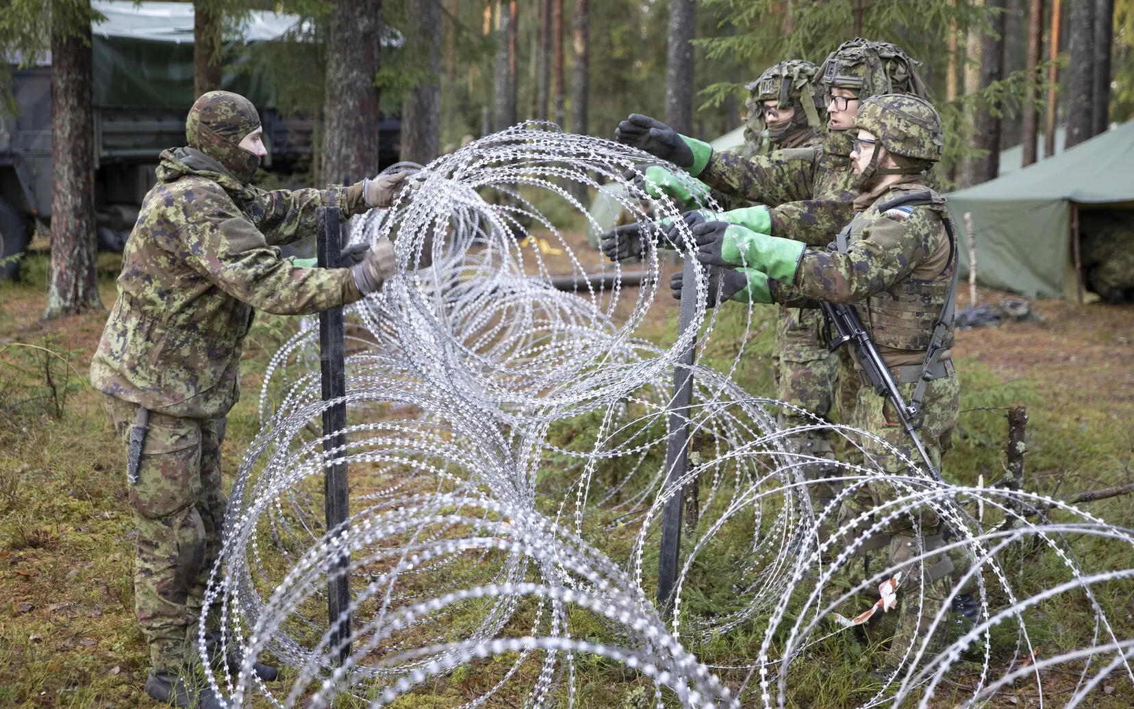 Эстония отправит 100 солдат на польскую границу для защиты от Беларуси
