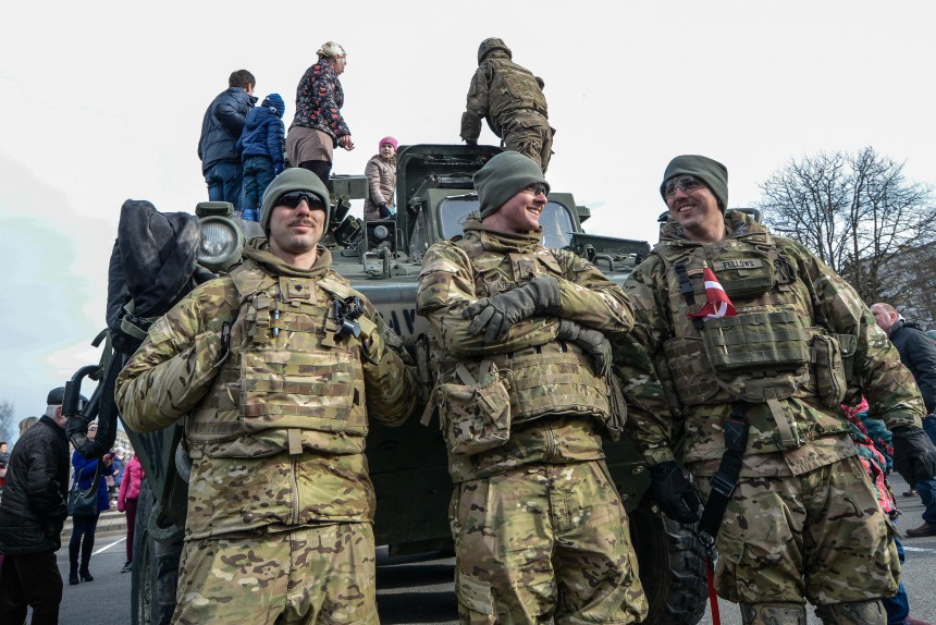 Десантники США совершат 2-дневный поход в окрестностях Лигатне и Сигулды