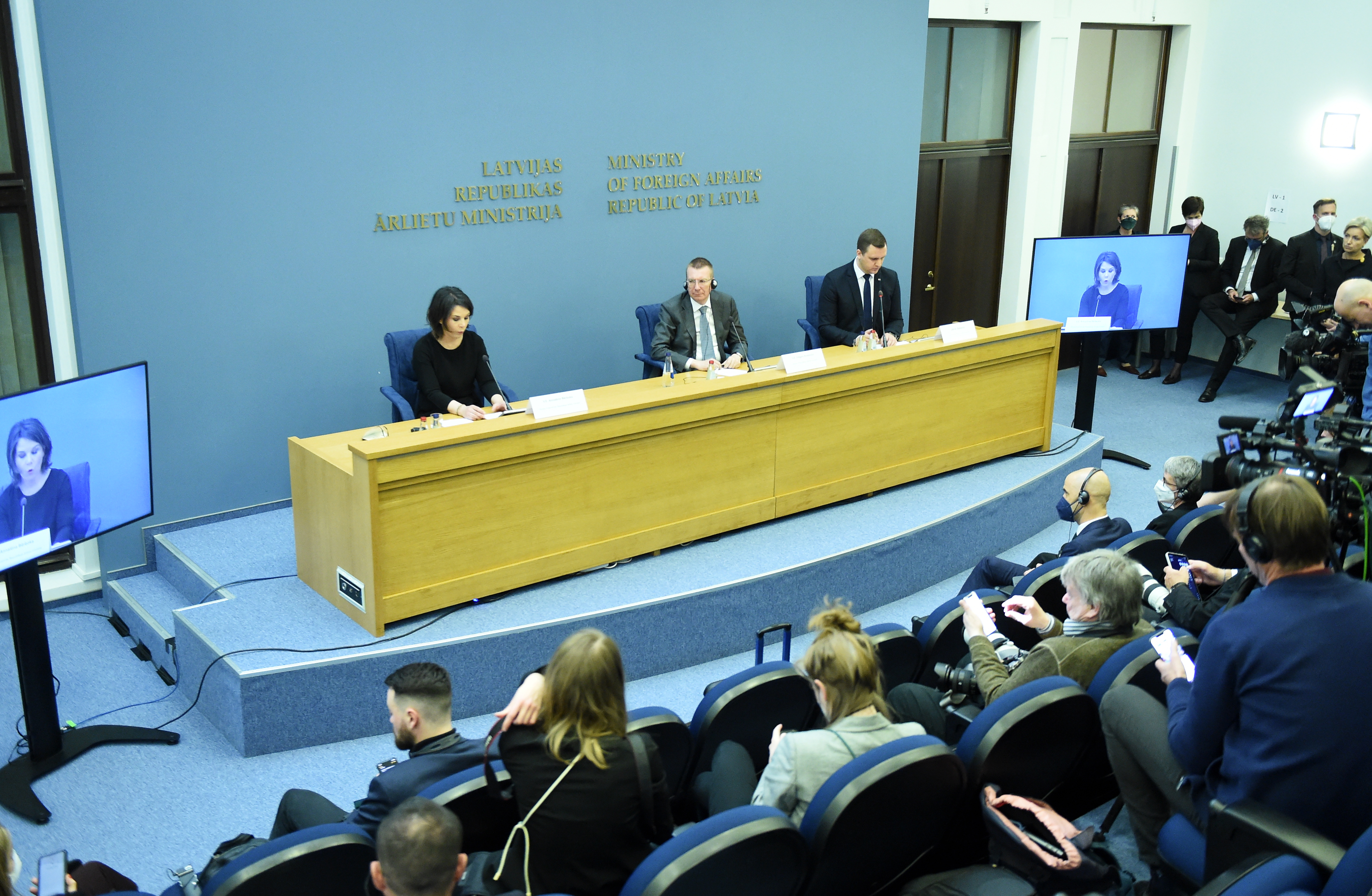 Германия: "Война это новая реальность в Европе"