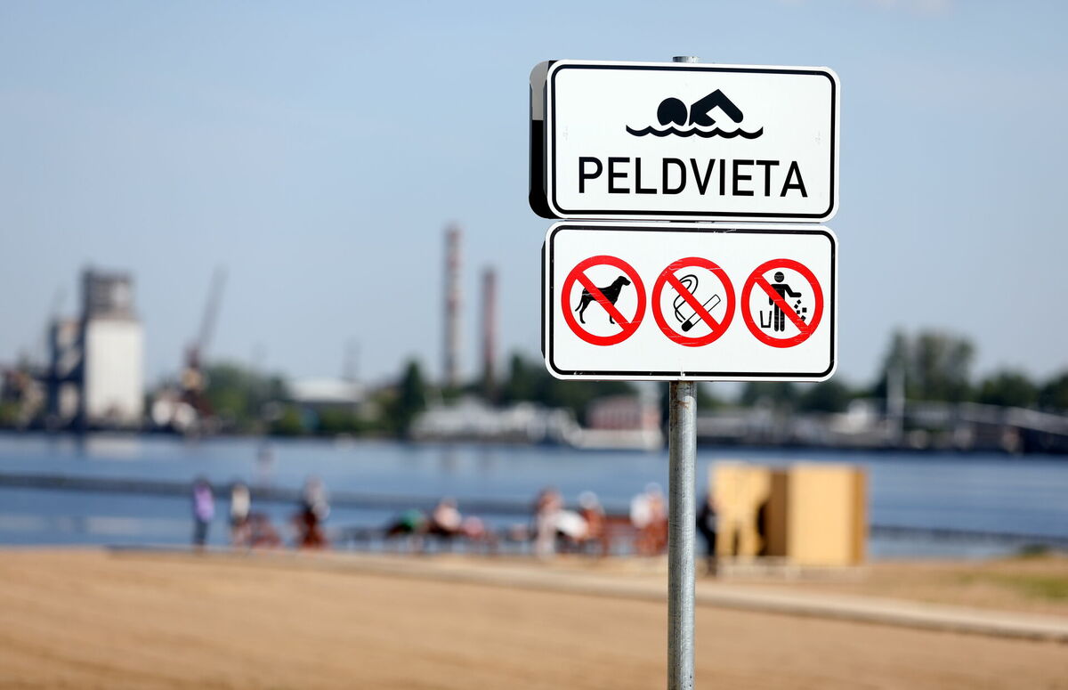 Ūdens temperatūra peldvietās vietām pakāpusies līdz 20 grādiem
