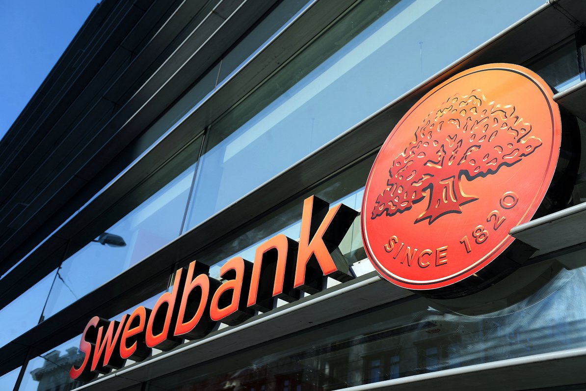 Swedbank закроет филиалы в Сигулде, Талси, Огре и в рижском Пурвциемсе Swedbank закроет филиалы в Сигулде, Талси, Огре и в рижском Пурвциемсе