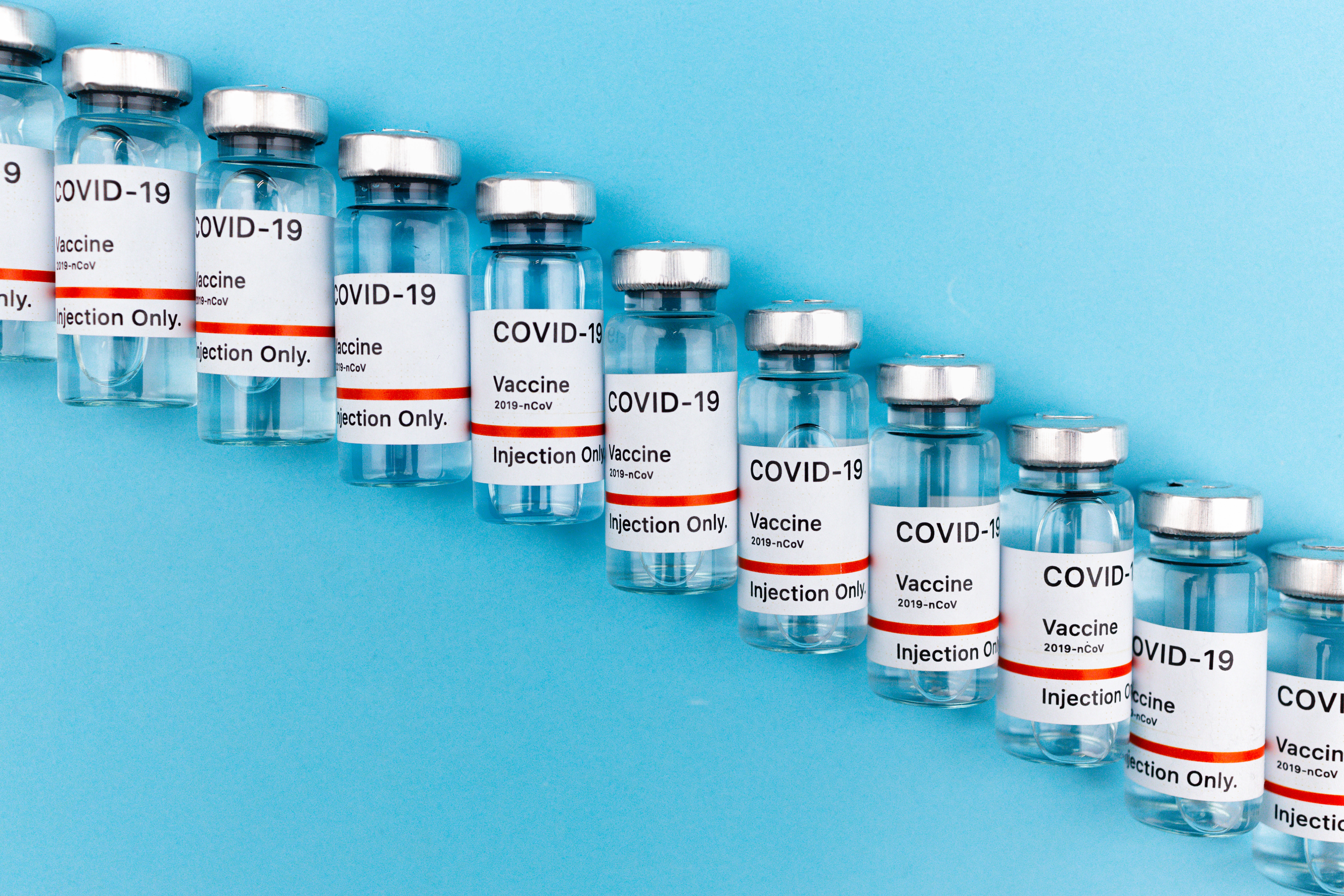 Латвия пожертвует 350 тысяч доз вакцины от Covid-19