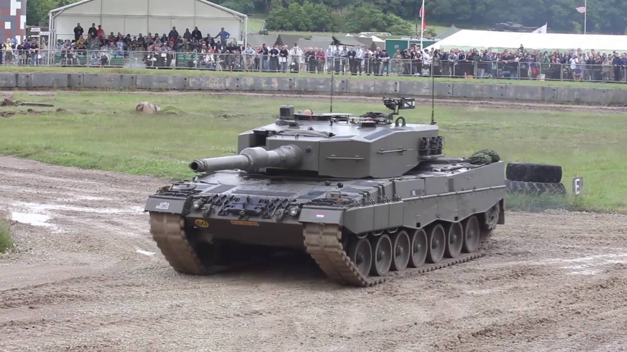 Испания готова поставить Украине зенитные комплексы и танки Leopard. Обучать будут в Латвии