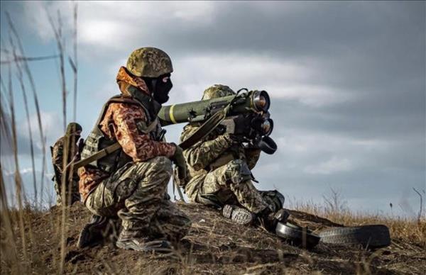 Западное оружие проходит в Украине комбат-тестинг - Резников