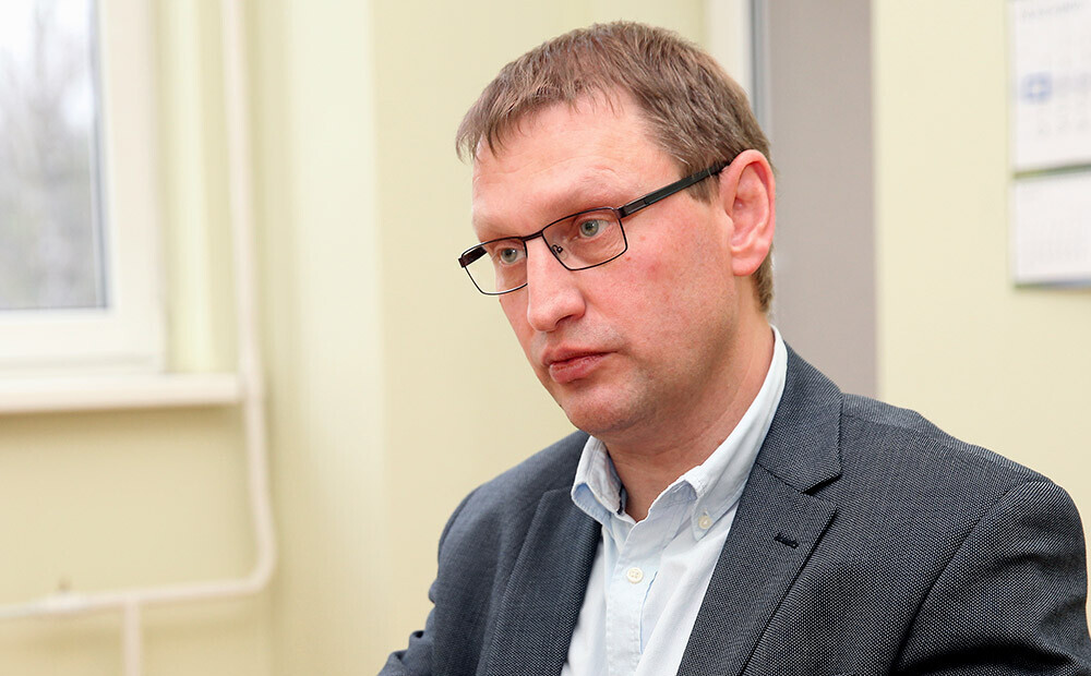 Ученый: после появления омикрона - люди должны еще больше задуматься о вакцинации