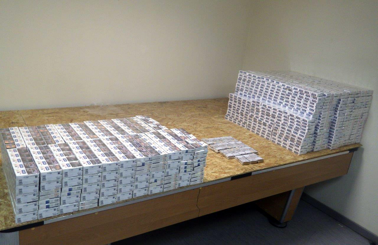 Muita liedz ievest Latvijā 1,58 miljonus kontrabandas cigarešu