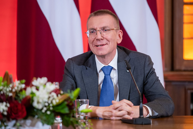 Президент до декабря ждет конкретных шагов по созданию в Латвии Центра ИИ
