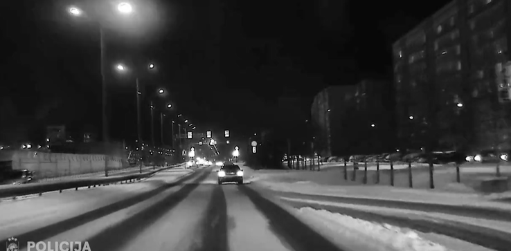 До 850 евро – за умышленный дрифт на улицах Риги