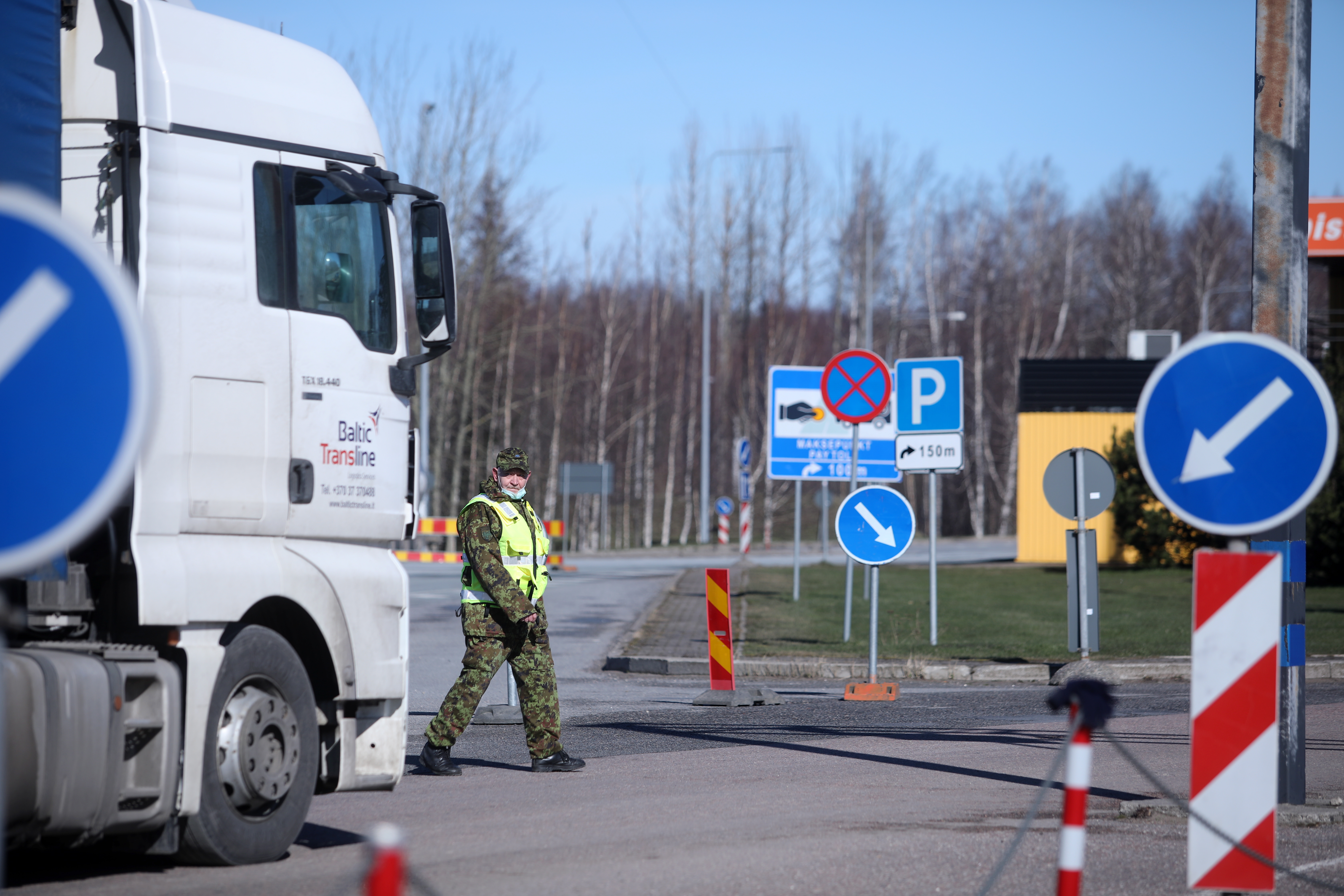 Документы на границе с Эстонией перестанут проверять со среды