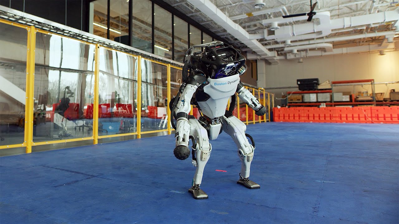 Роботы BostonDynamics научились адаптировать поведение