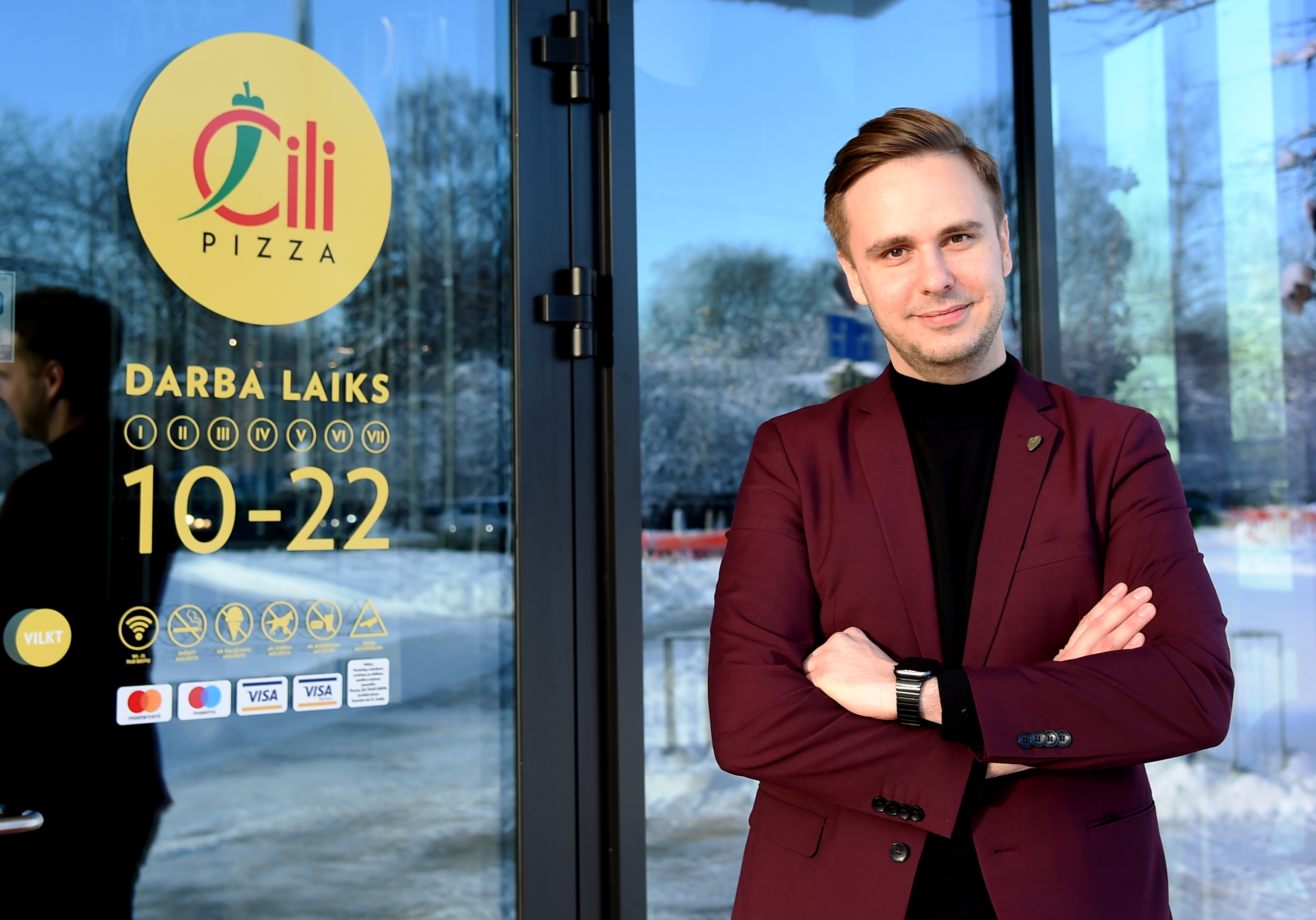 Управляющий "Chili Pizza": люди боятся работать в сфере общепита Управляющий "Chili Pizza": люди боятся работать в сфере общепита