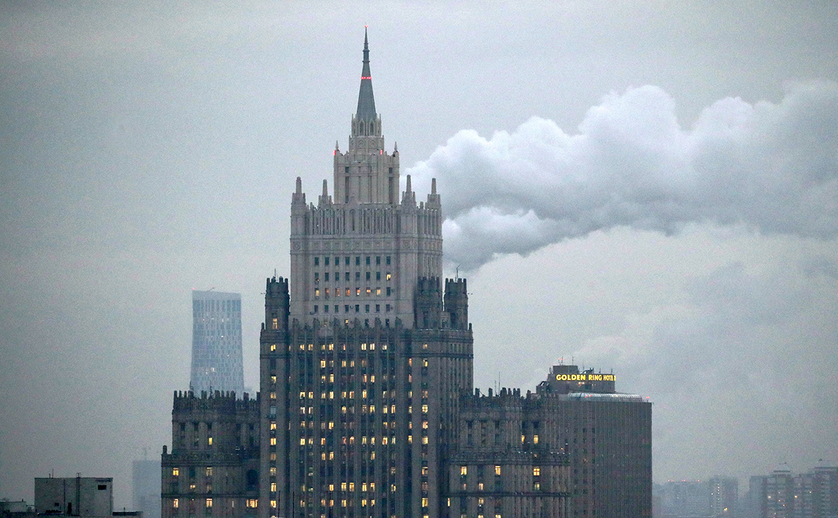 Москва пообещала чувствительный для США ответ на санкции