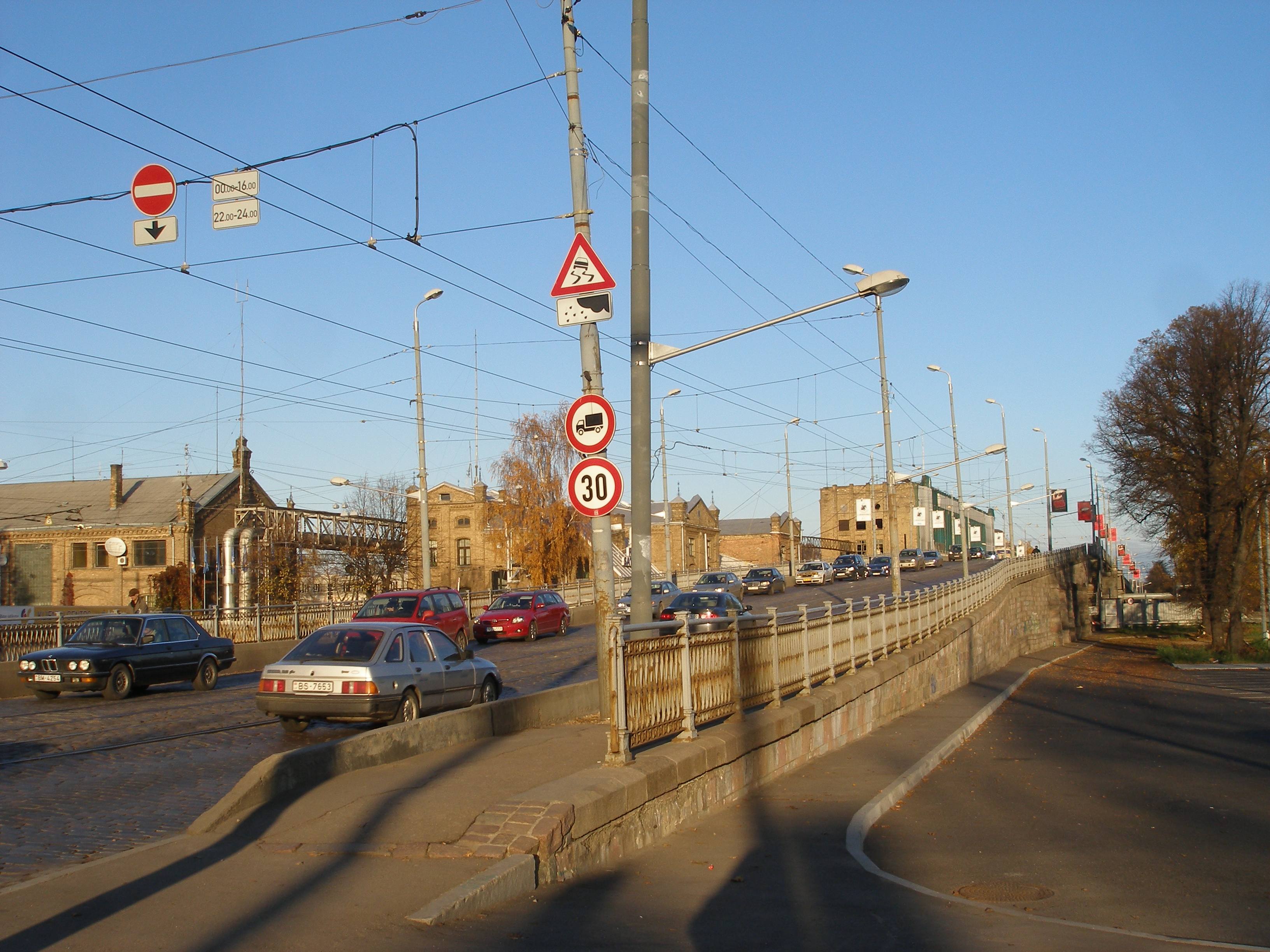 Izsludināts konkurss Gaisa tilta pārbūves projektēšanai Rīgā