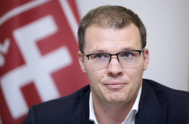 Нацобъединение и ОС хотят продолжать работать в коалиции из трех партий