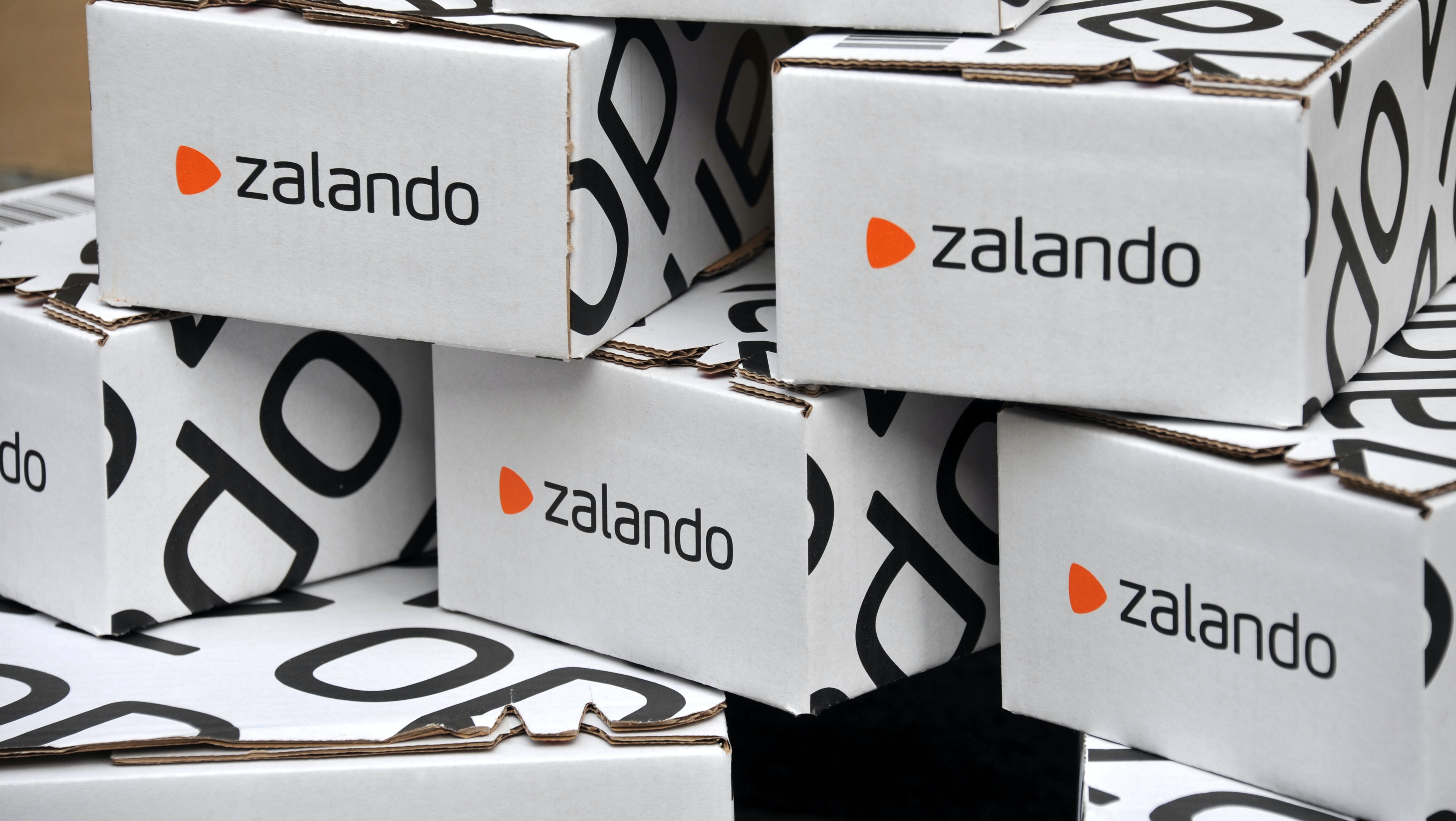 Исполнительный директор Zalando покинет должность из-за карьеры жены