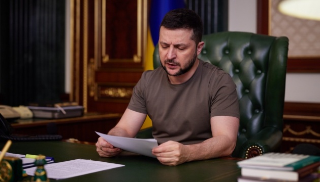 Зеленский отозвал двух послов Украины. Они мало сделали для своей страны