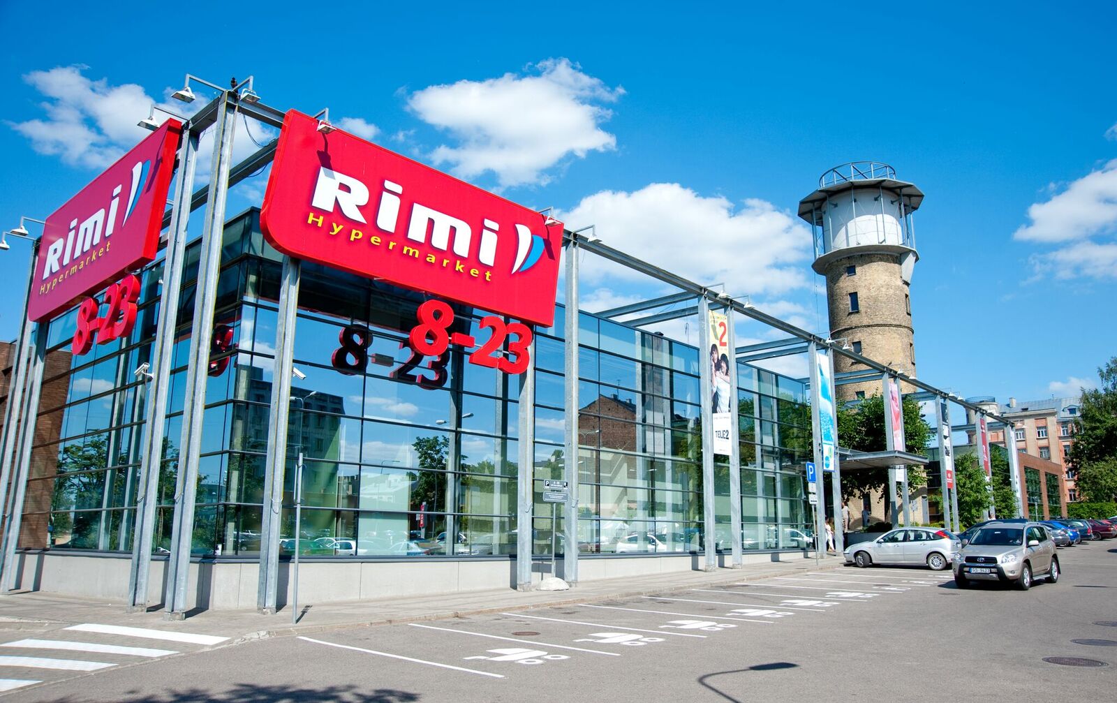 Rimi на час продлевает работу некоторых магазинов