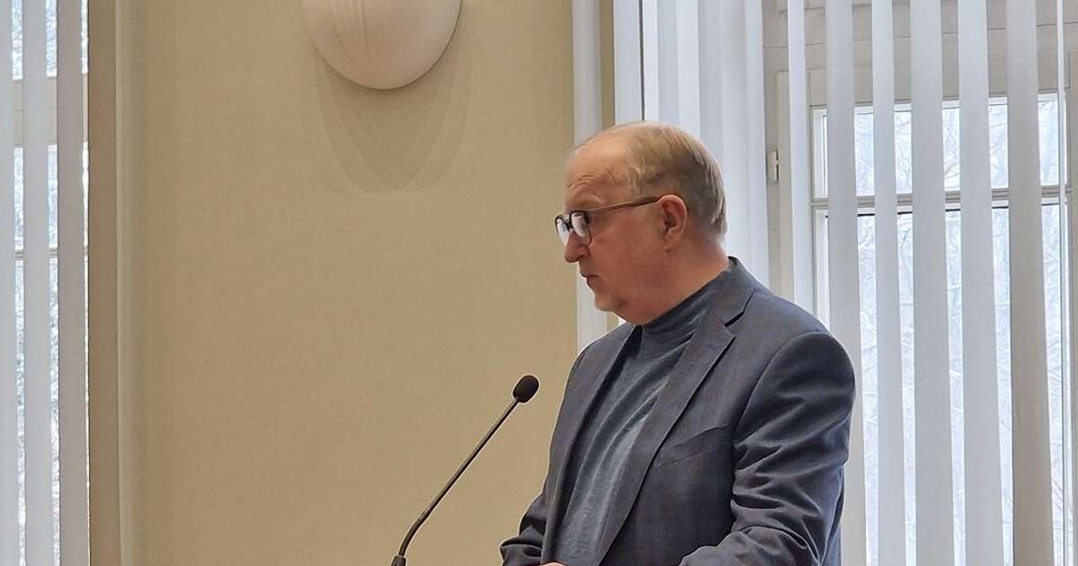 Уволен исполнительный директор Резекненской думы Олехно