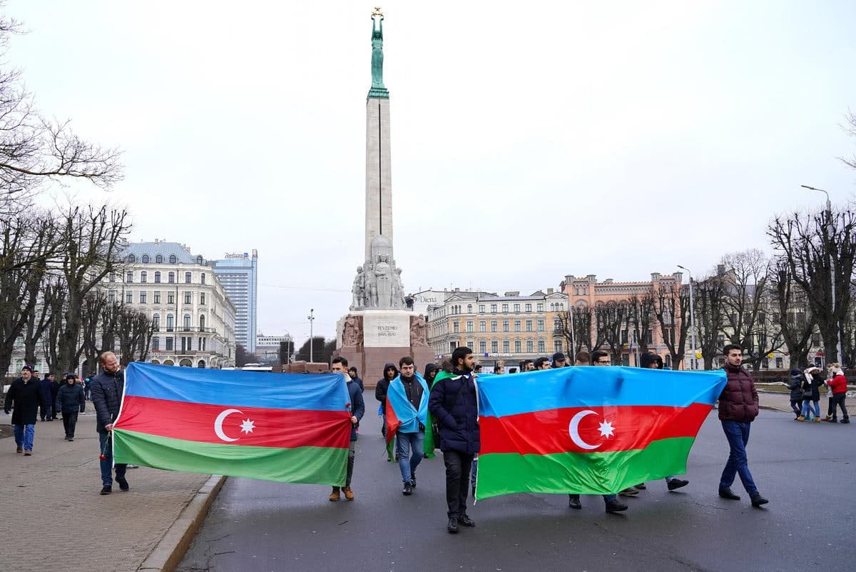 Сегодня азербайджанцы Латвии поминают жертв Ходжалинской резни