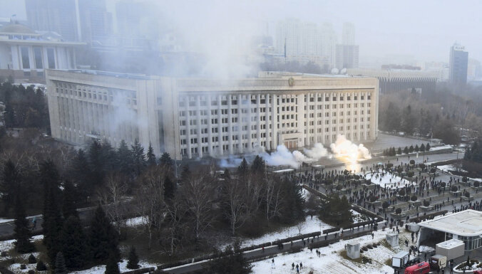 Во всем Казахстане отключили интернет