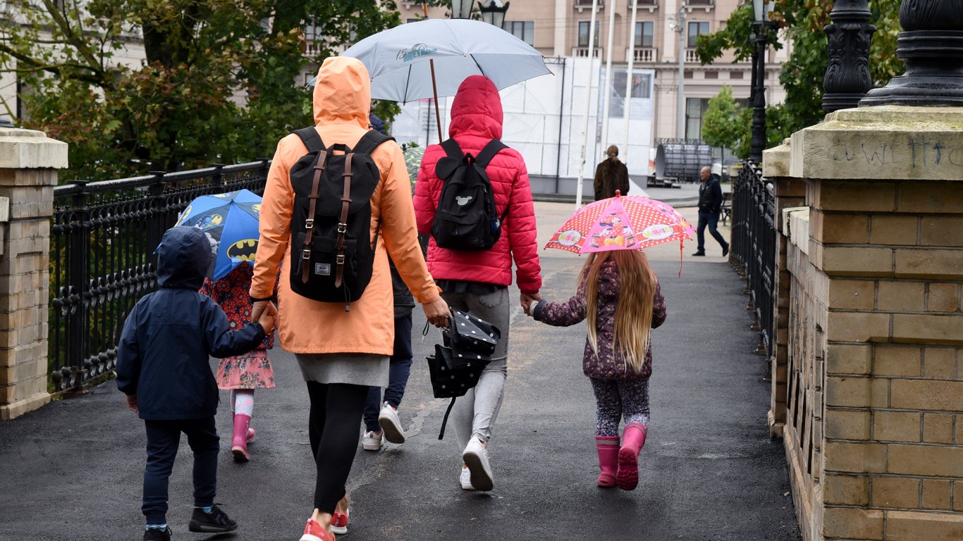 Правительство увеличило выплачиваемые государством алименты