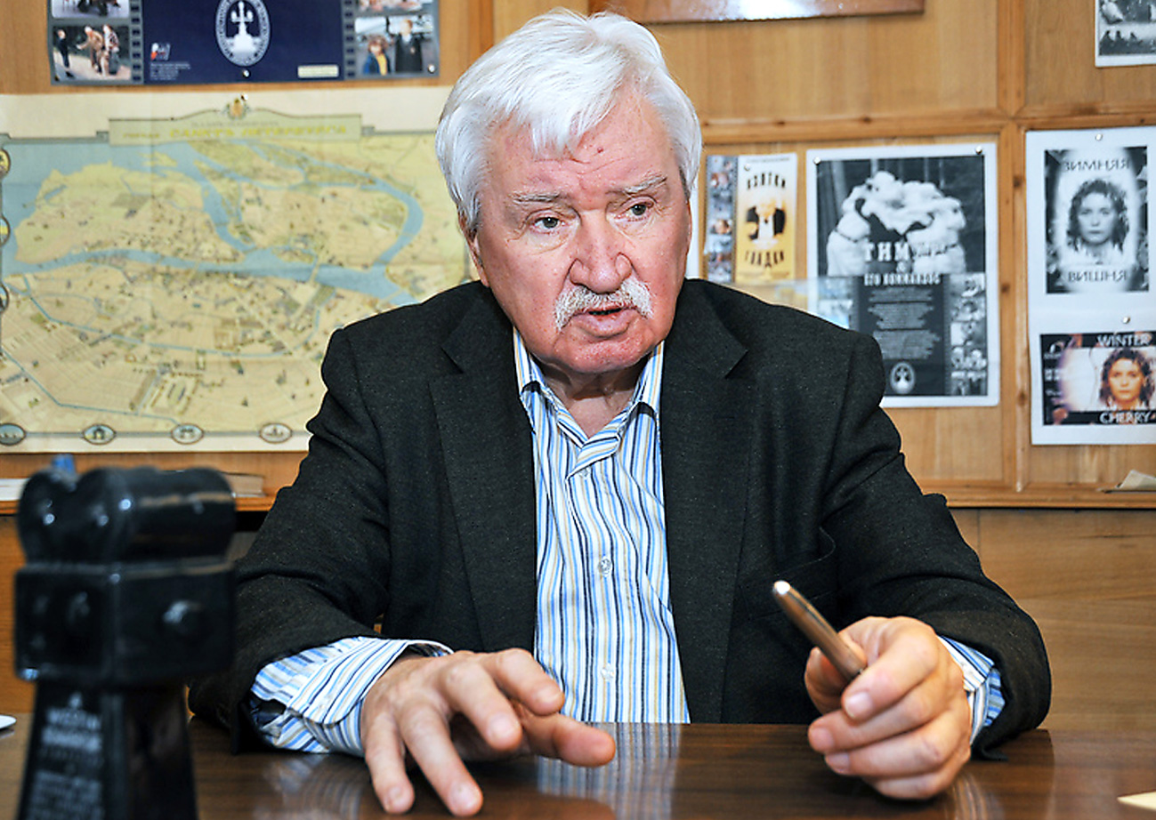 Умер Игорь Масленников, режиссер "Приключений Шерлока Холмса и доктора Ватсона" Умер Игорь Масленников, режиссер "Приключений Шерлока Холмса и доктора Ватсона"