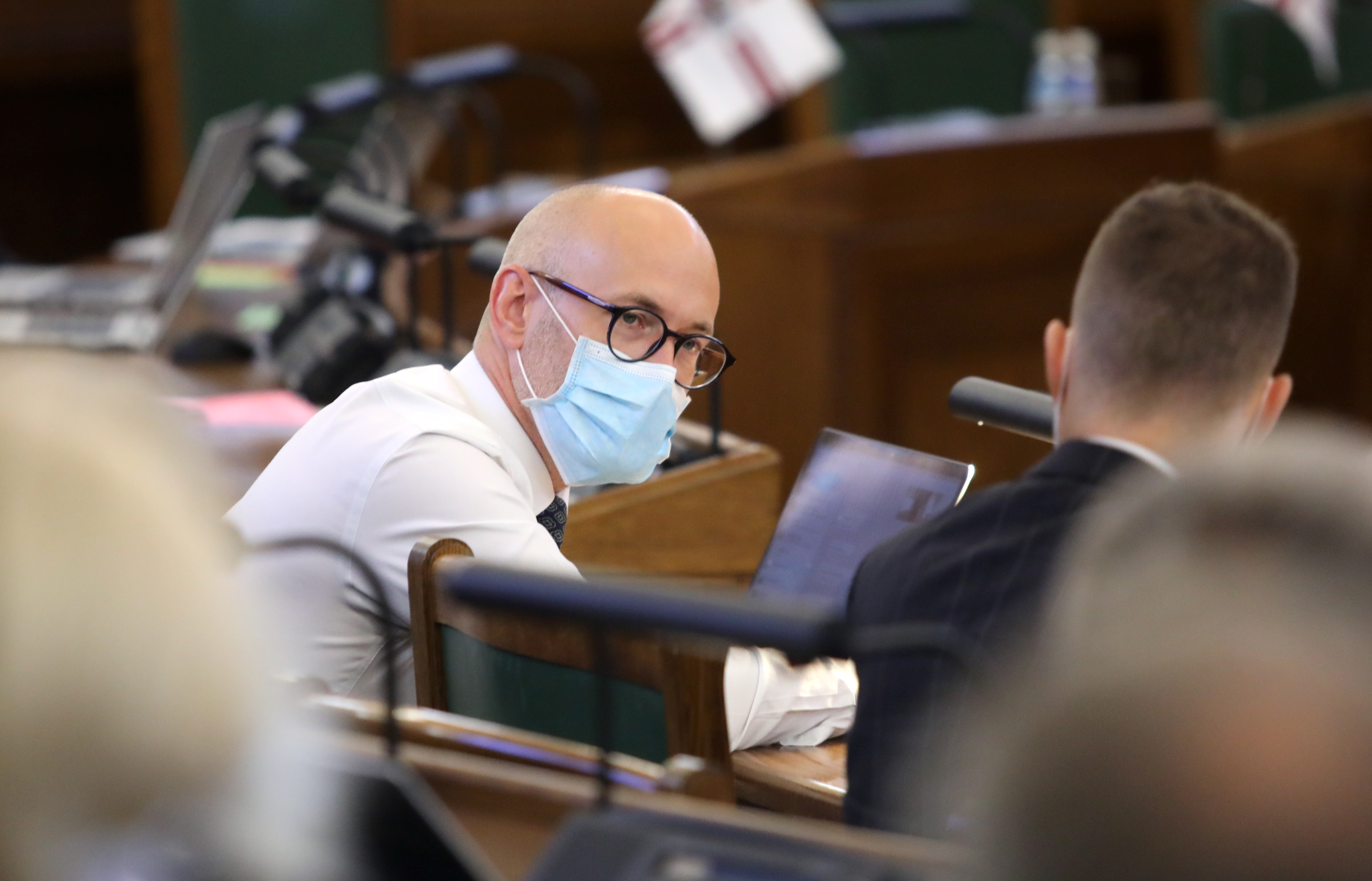 Павлютс: преимущества для вакцинированных рассмотрят в ближайшее время