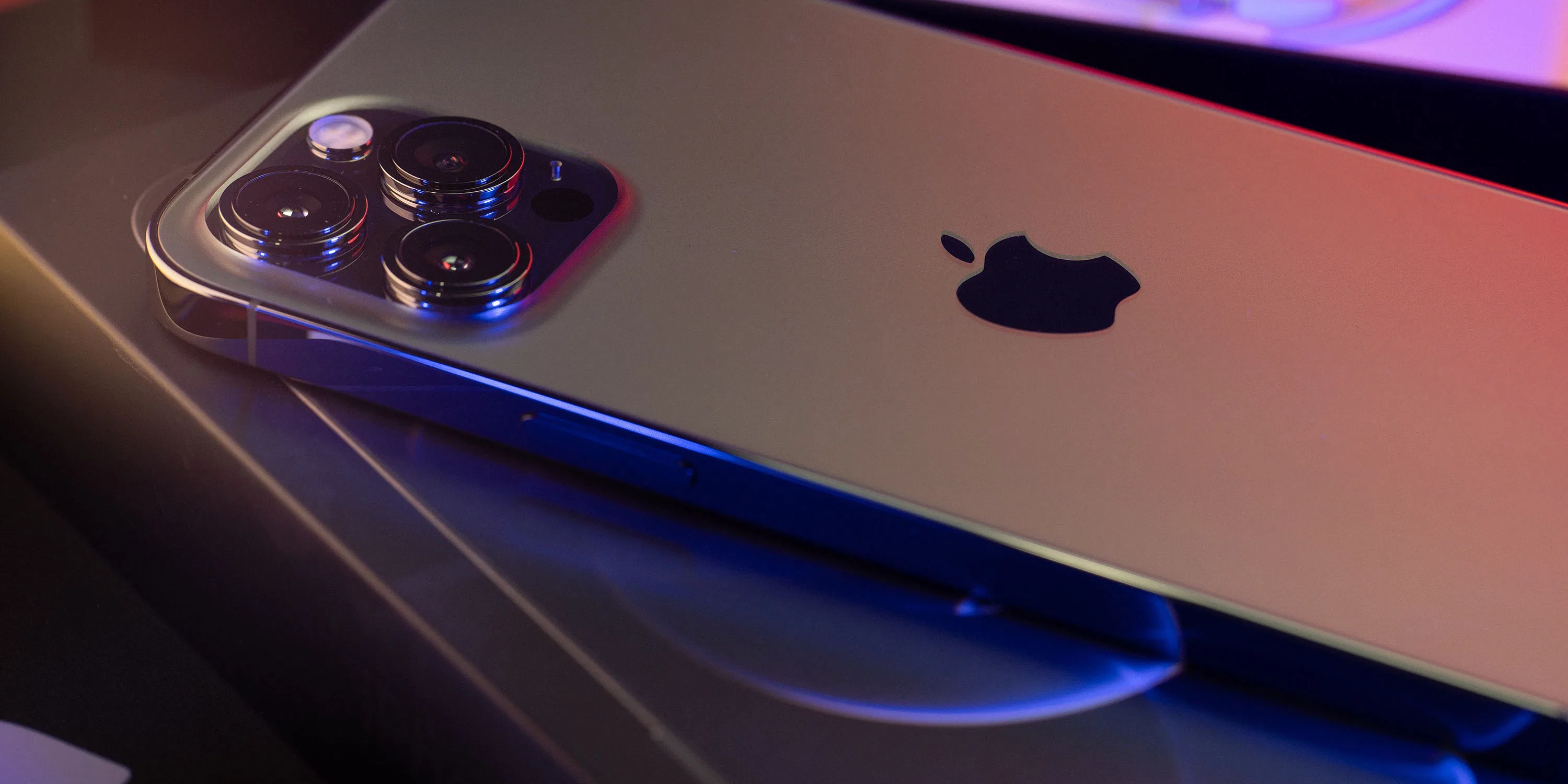 iPhone 13: новый блок камер и на 50% быстрее "главных конкурентов"