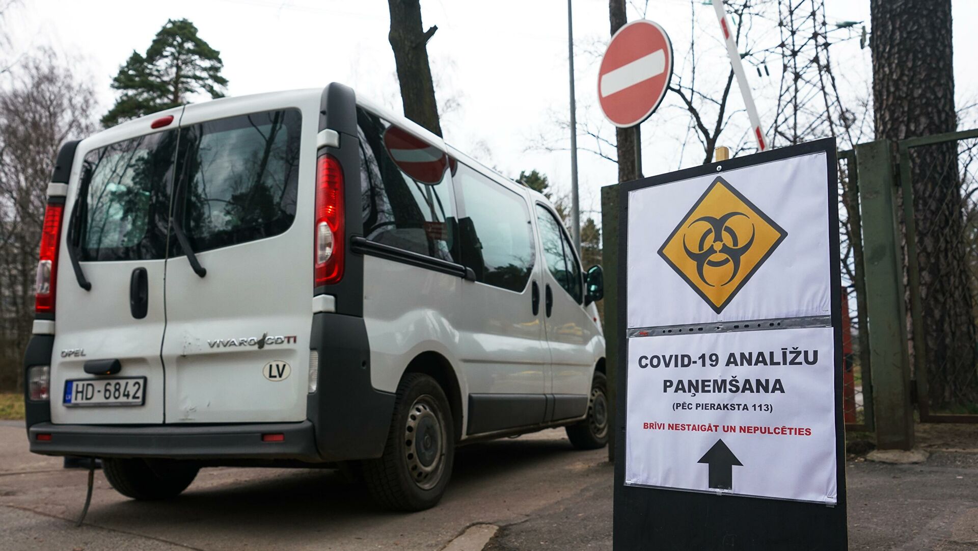 За сутки более 5000 заболевших коронавирусом, 17 человек умерли