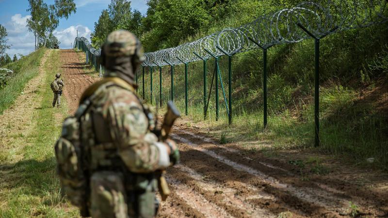 Госграницу незаконно пытались пересечь 8 человек Госграницу незаконно пытались пересечь 8 человек