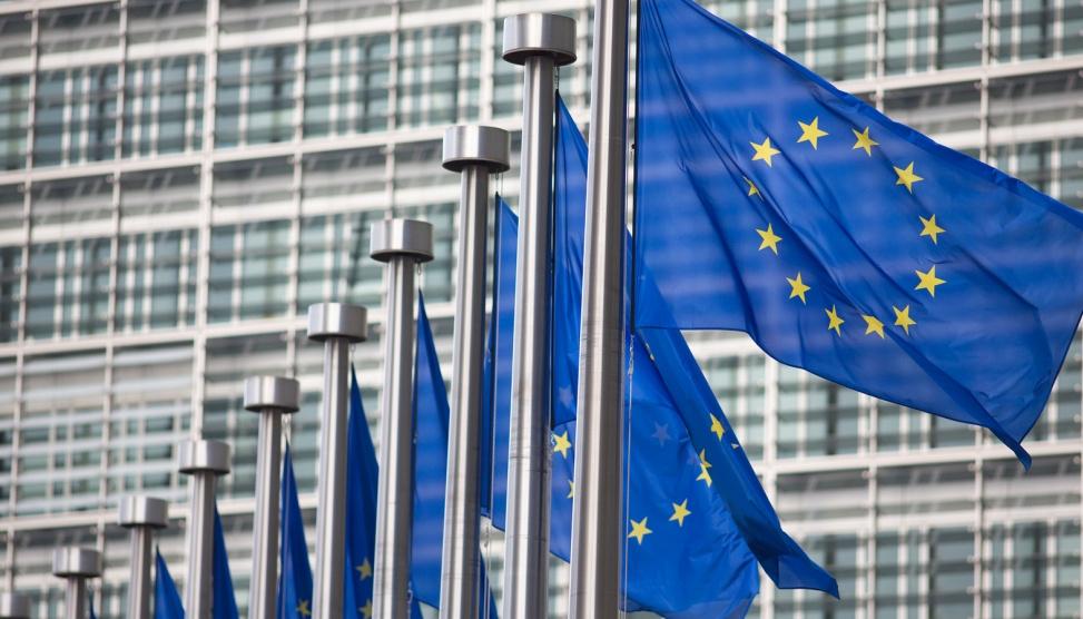 Еврокомиссия выделит Латвии 183 млн евро на борьбу с последствиями пандемии
