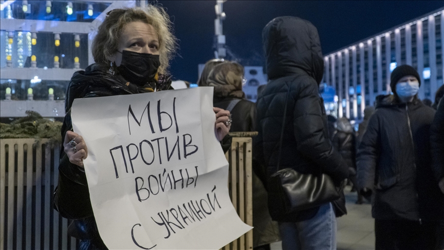 Питерский педиатрический университет отчислил студентов, задержанных на протестах Питерский педиатрический университет отчислил студентов, задержанных на протестах