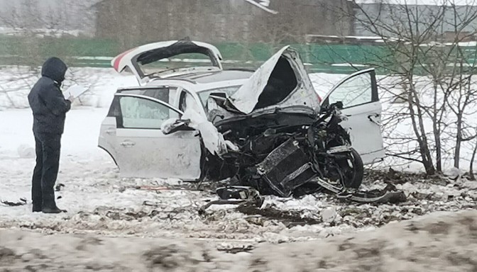 Больной Covid-19 сбежал из изолятора, угнал машину и попал в серьезную аварию