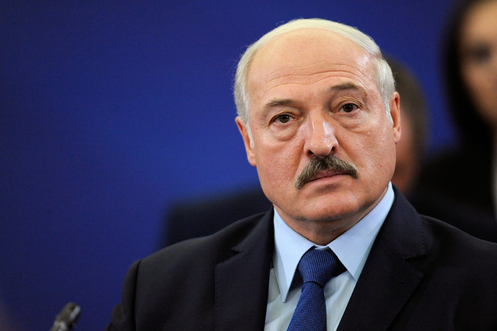 Лукашенко: "Мы получили свою вакцину". Живую, белорусскую