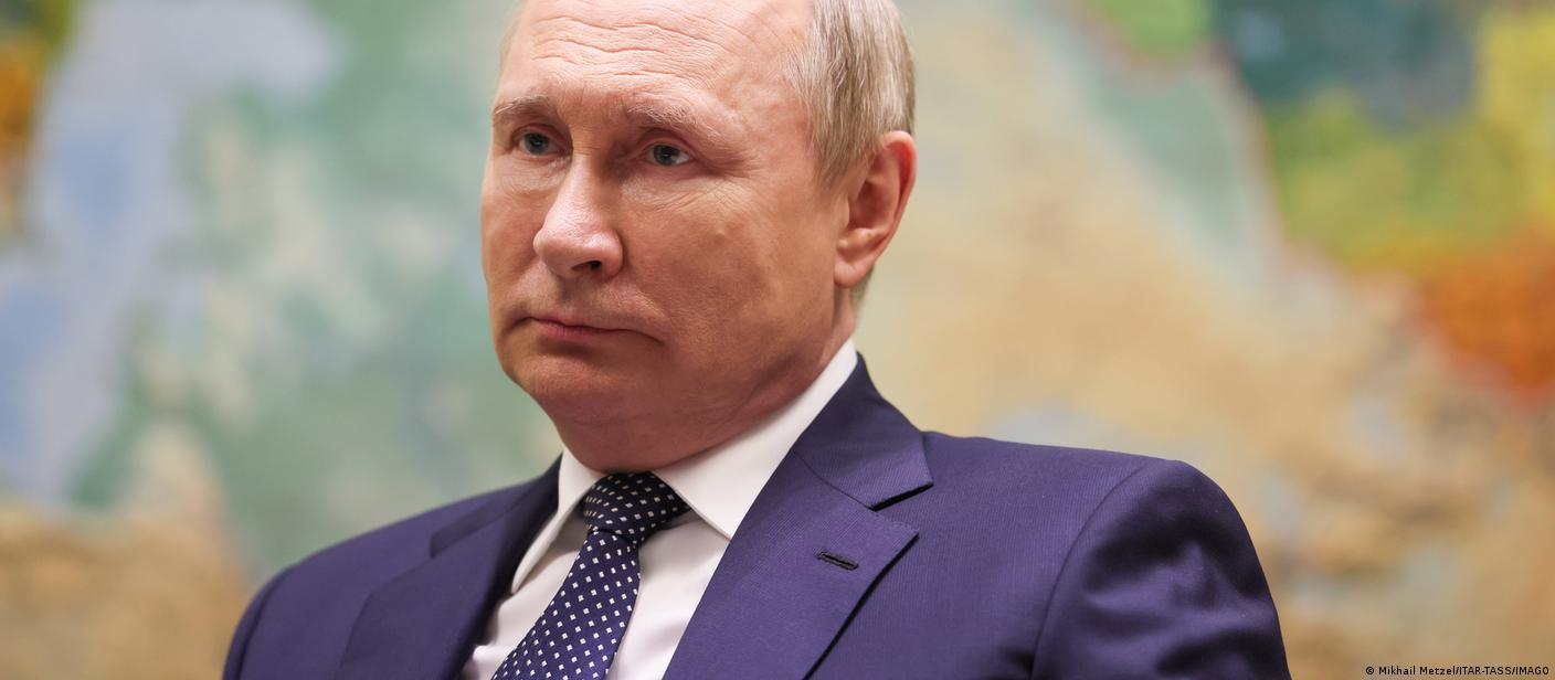 Московские депутаты попросили Путина уйти в отставку