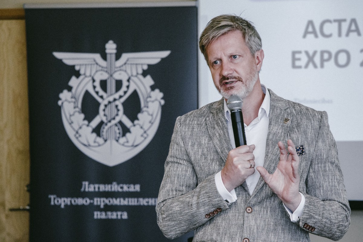 Бизнес Латвии в тревоге: гарантии, что газа хватит, даны лишь домохозяйствам и стратегически важным компаниям Бизнес Латвии в тревоге: гарантии, что газа хватит, даны лишь домохозяйствам и стратегически важным компаниям