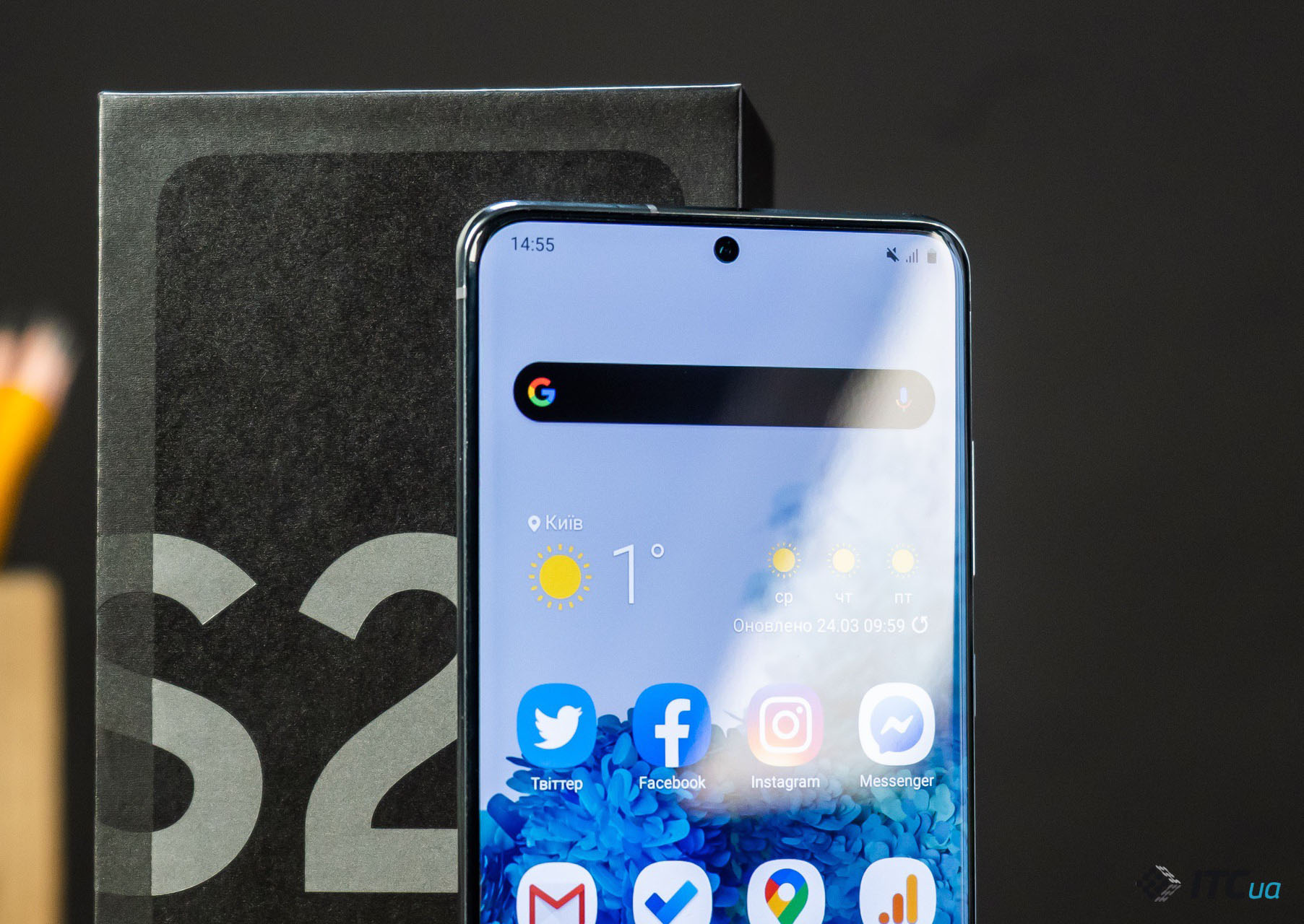 Samsung выпустила пластиковый Galaxy S21
