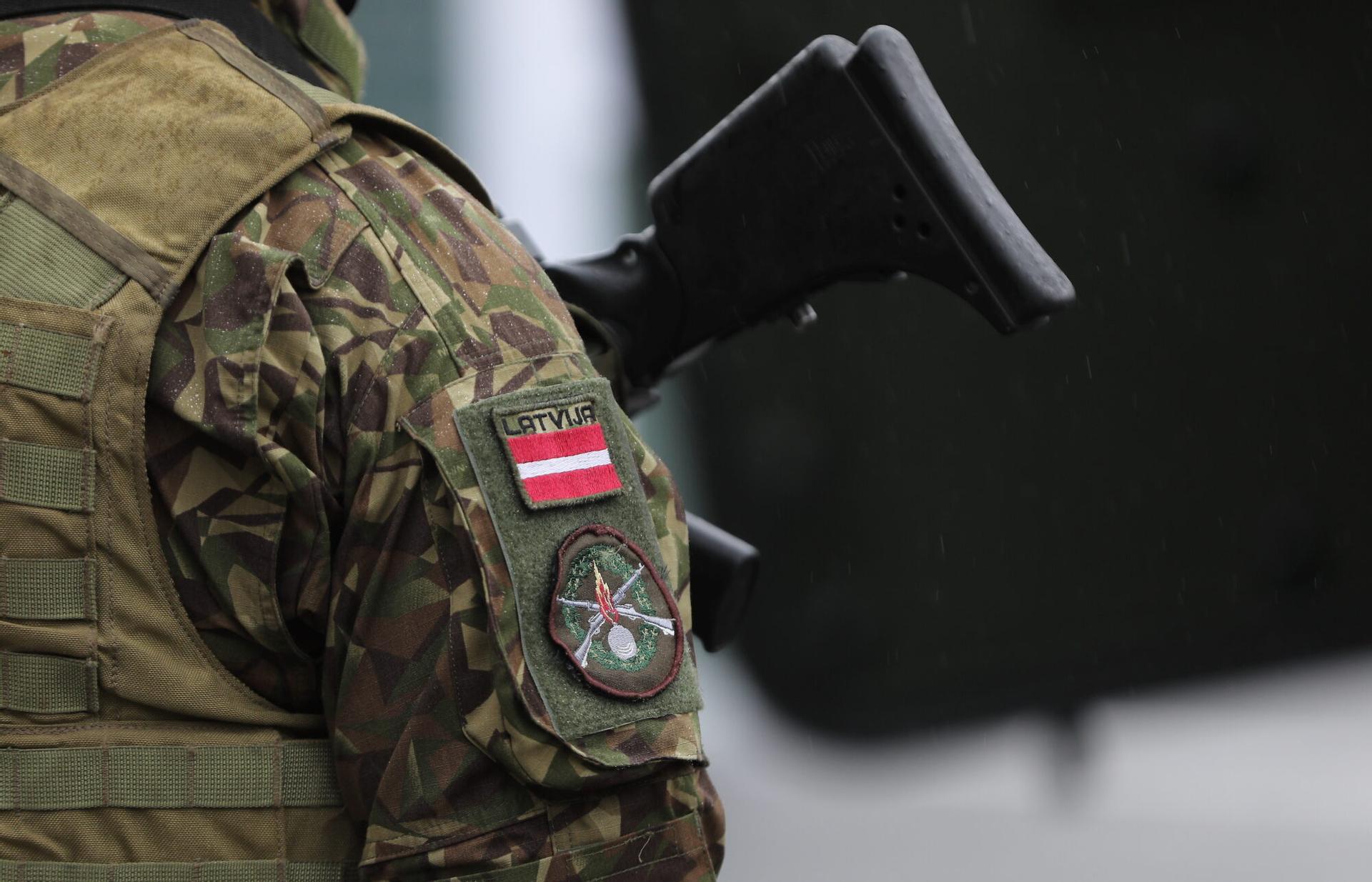 На учениях погиб латвийский военный