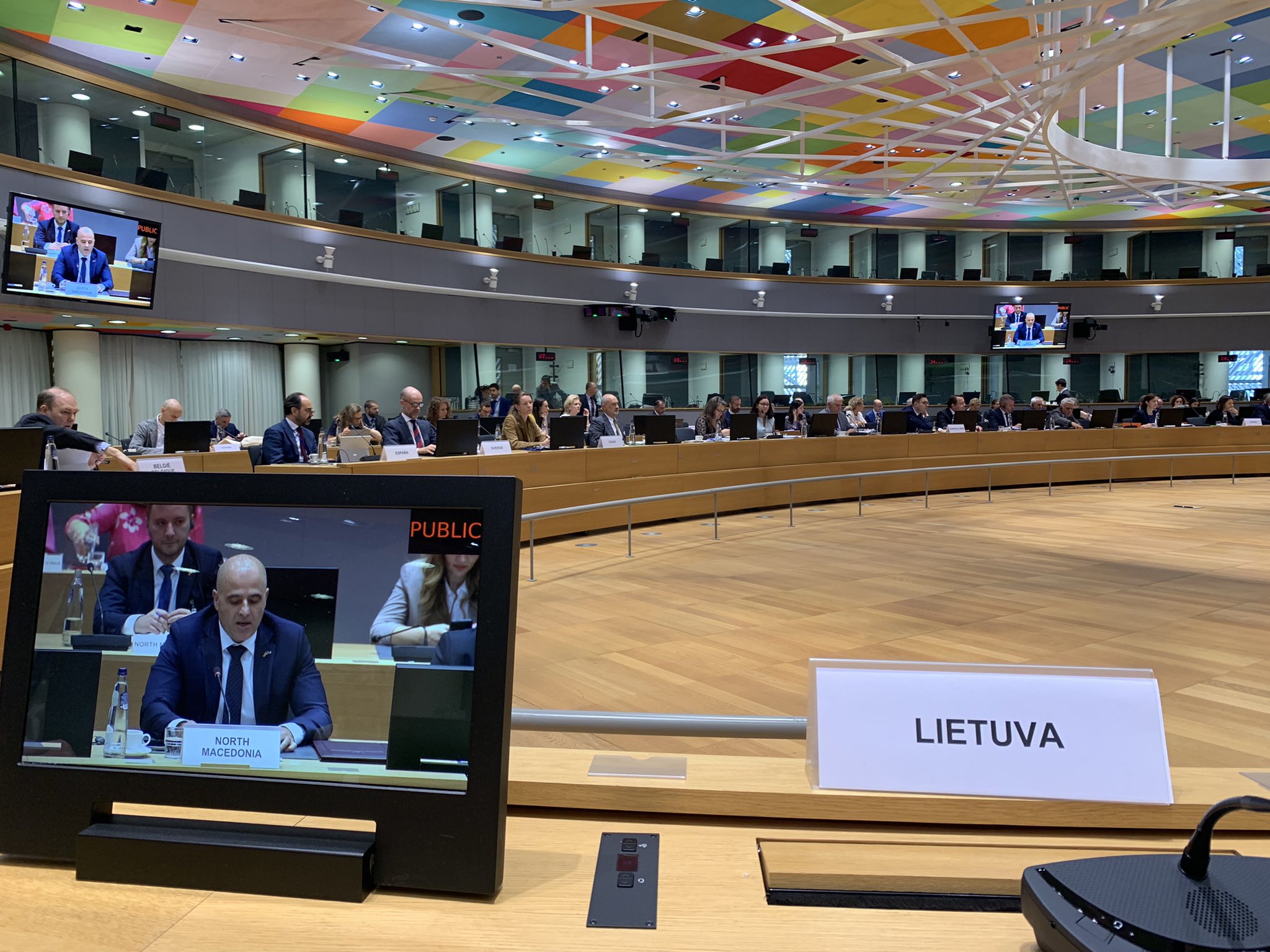 Представитель Литвы в ЕС раскрыл содержимое седьмого пакета санкций против России